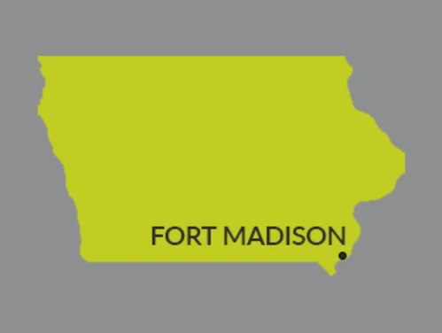 Map of Iowa with dot identifying the city of Fort Madison