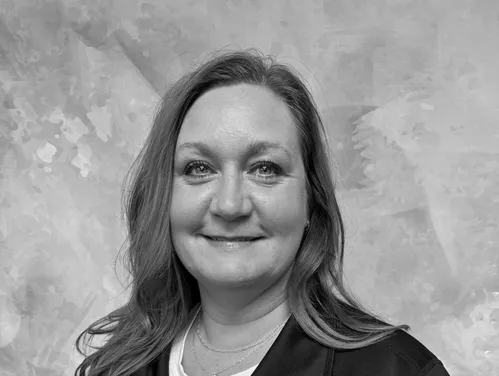 Danielle Michalski Headshot