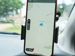 phone in car using GPS