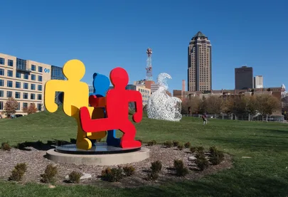 Sculpture Park in Des Moines with skyscrapers behind